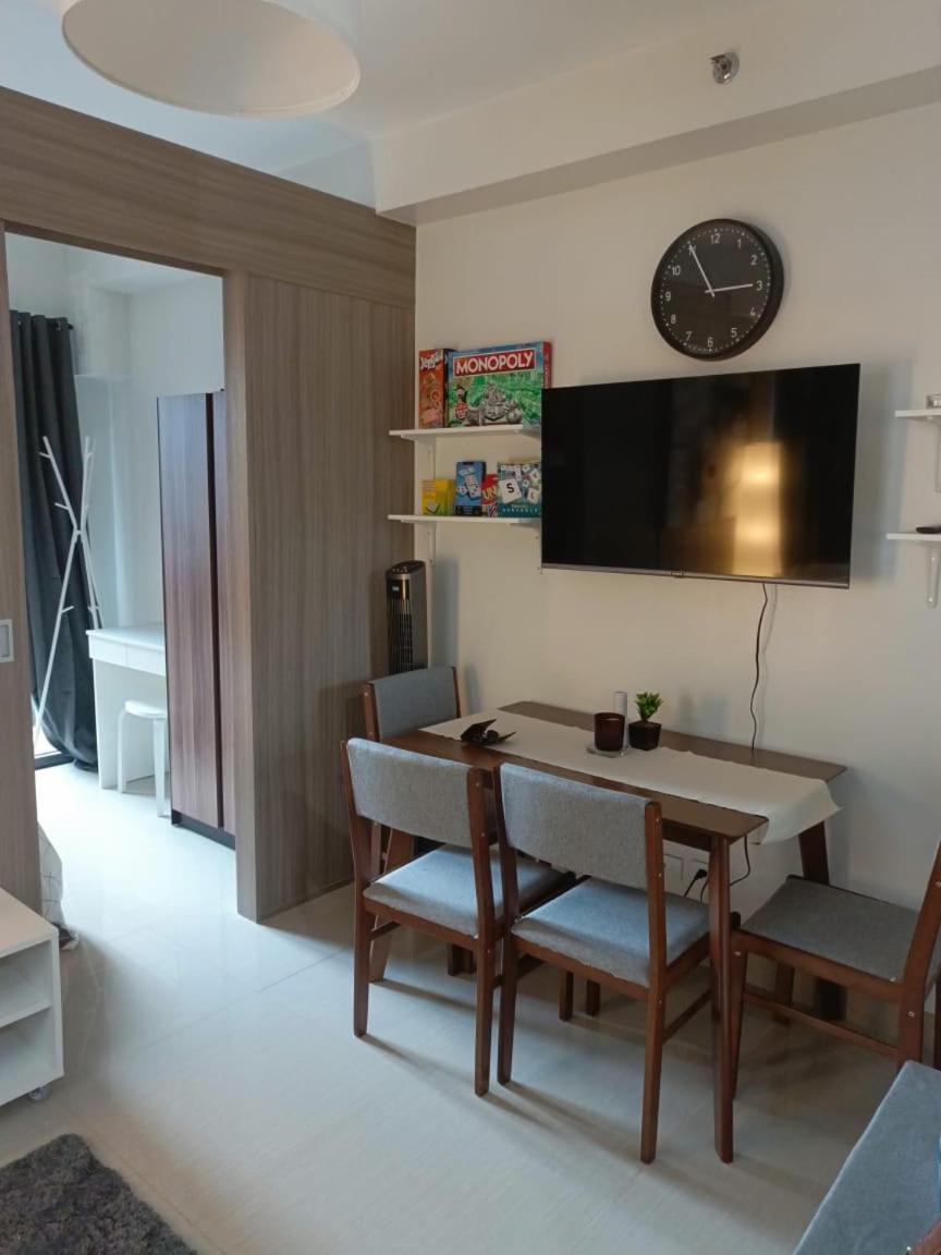 Shore 2 Residences High Speed Internet Walking Distance To Moa And Ikea Манила Экстерьер фото
