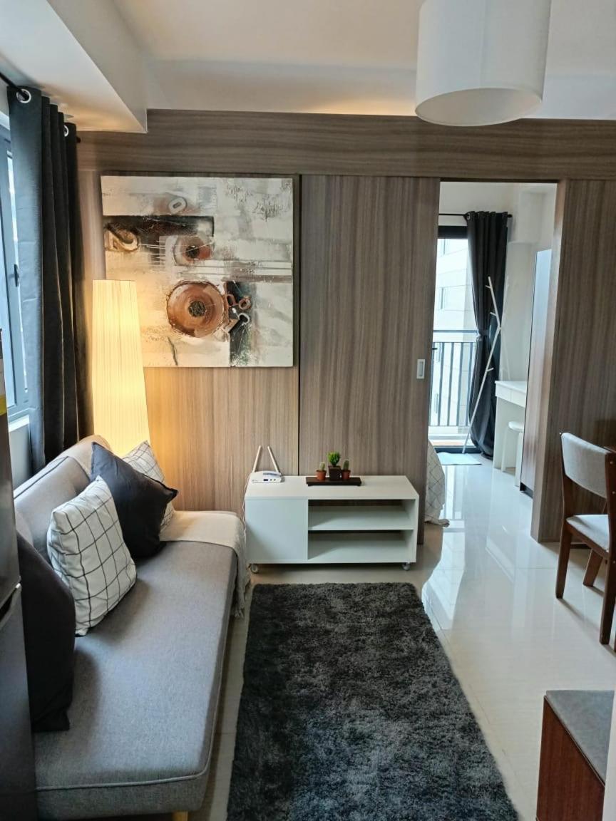 Shore 2 Residences High Speed Internet Walking Distance To Moa And Ikea Манила Экстерьер фото