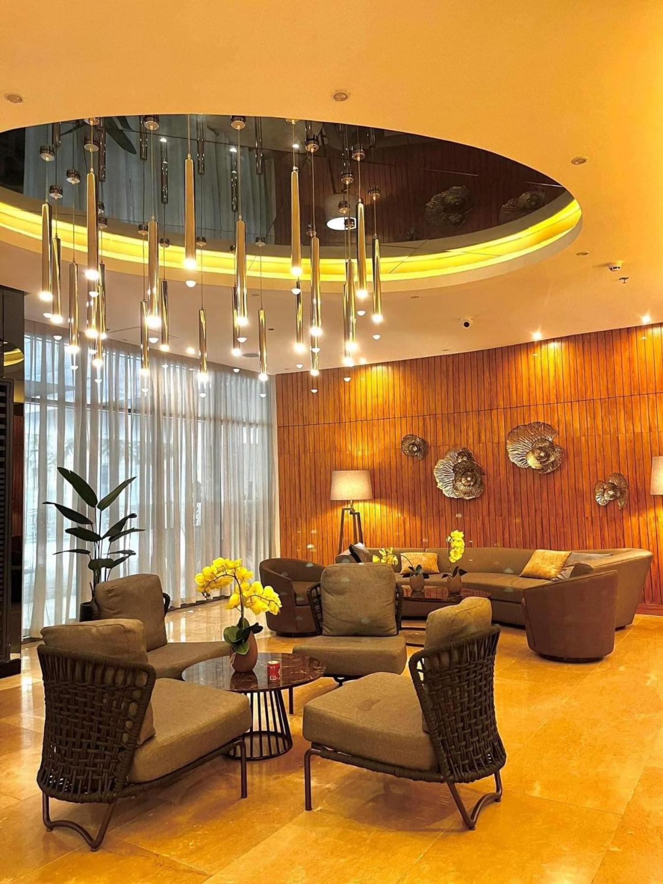 Shore 2 Residences High Speed Internet Walking Distance To Moa And Ikea Манила Экстерьер фото